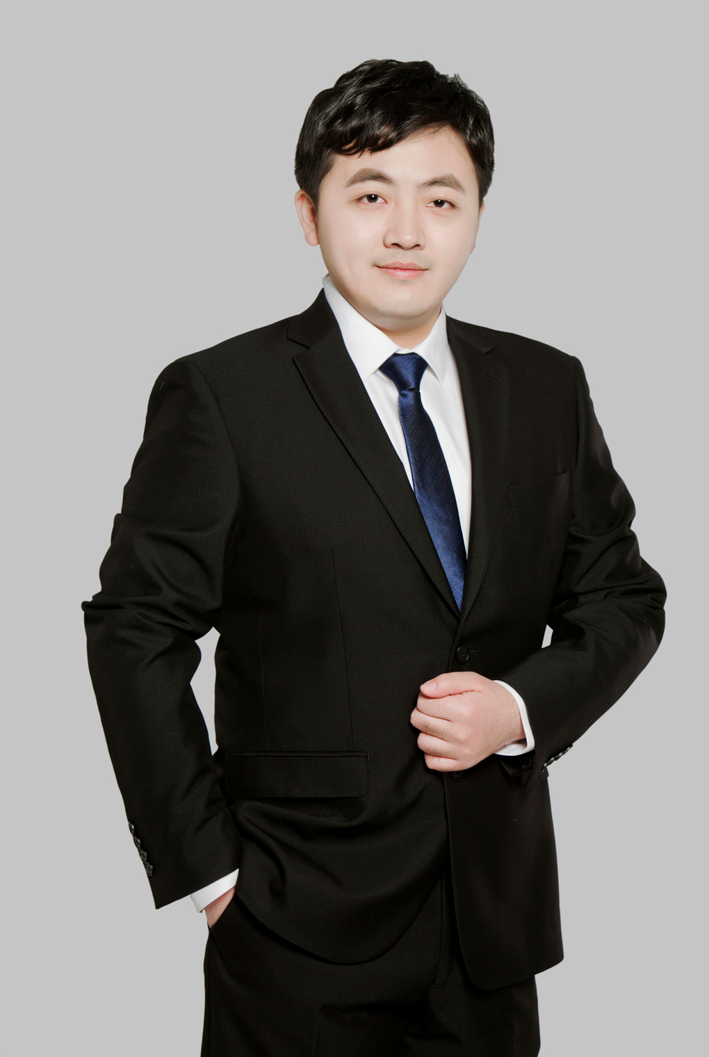 严谨